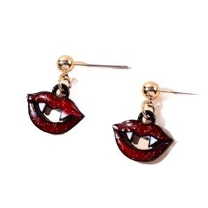 Small Vampire Lips Charm Stud Earrings